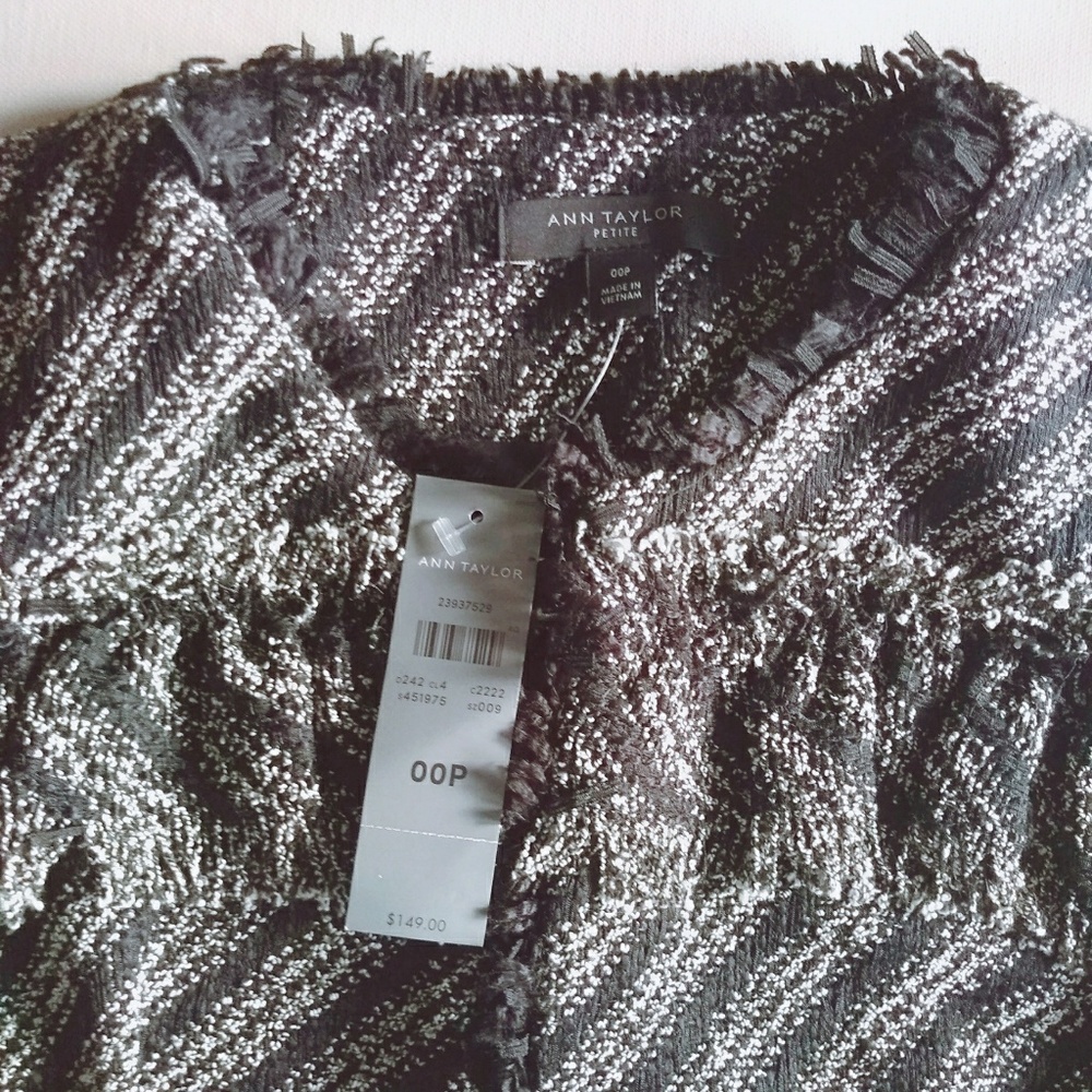 ANN TAYLOR Ruffle Jacket - Picture 4 of 8